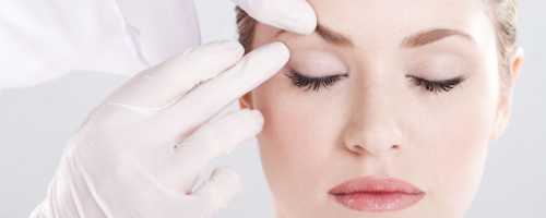 Bags and Eyelids Surgery to rejuvenate the look in Barcelona and Badalona