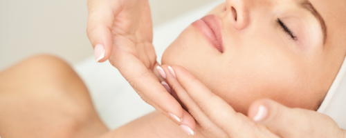 Descubre cómo la radiofrecuencia Indiba estimula la producción de colágeno, mejora la elasticidad y revitaliza tu piel de forma no invasiva